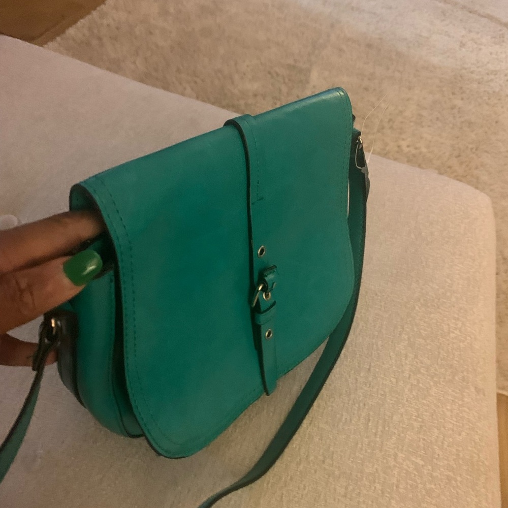Green crossbody purse